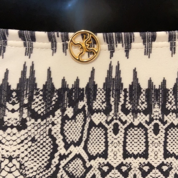 Vix by Paula Hermanny Swim One Piece Medium - Picture 8 of 9